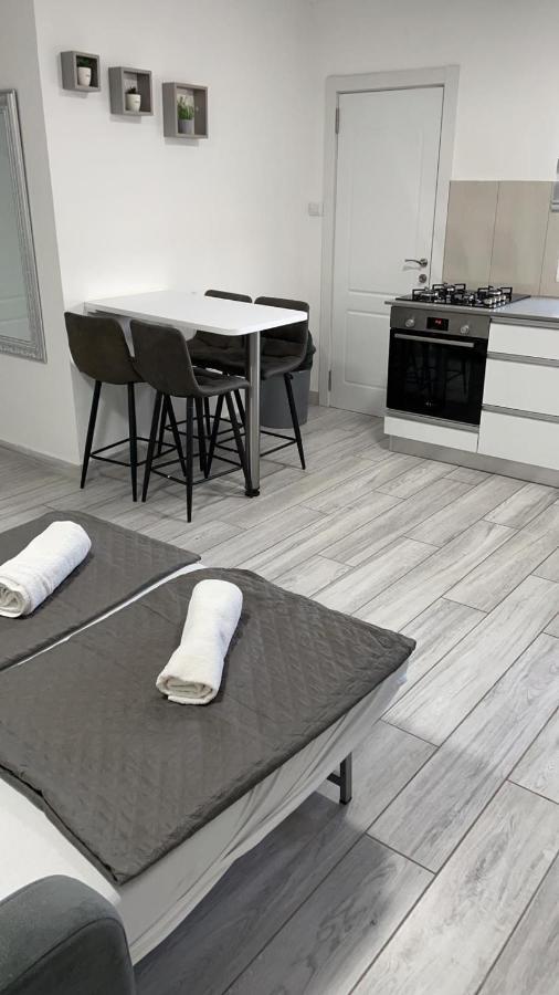 לופית 10לימור Apartment Ейлат Екстериор снимка